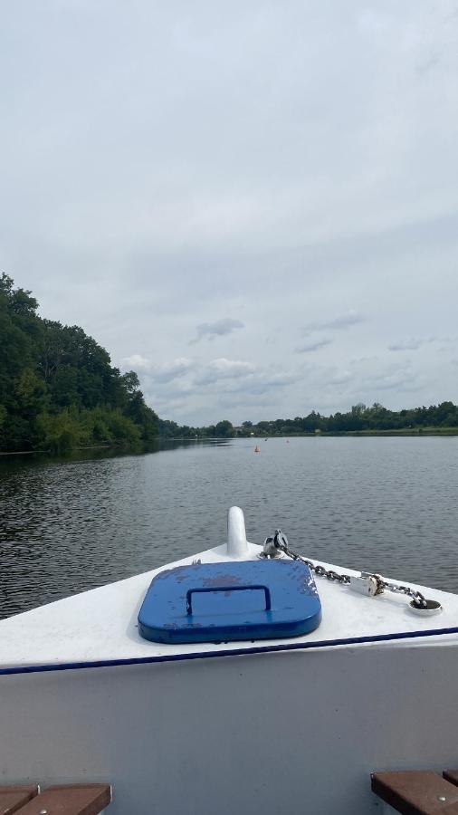 Zouw Hausboat Zakotven -Pouze Ubytovani Roudnice nad Labem Εξωτερικό φωτογραφία