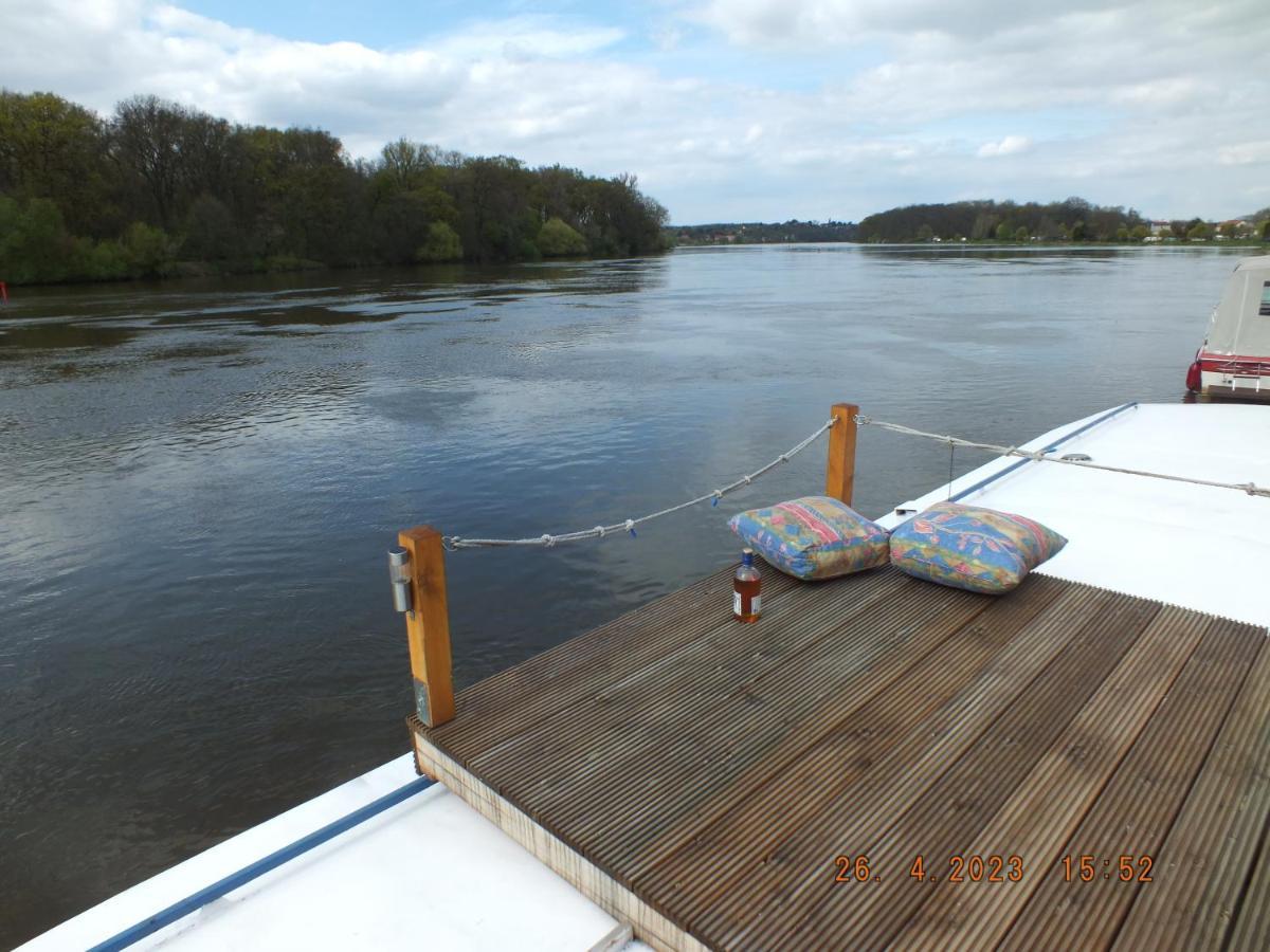 Zouw Hausboat Zakotven -Pouze Ubytovani Roudnice nad Labem Εξωτερικό φωτογραφία