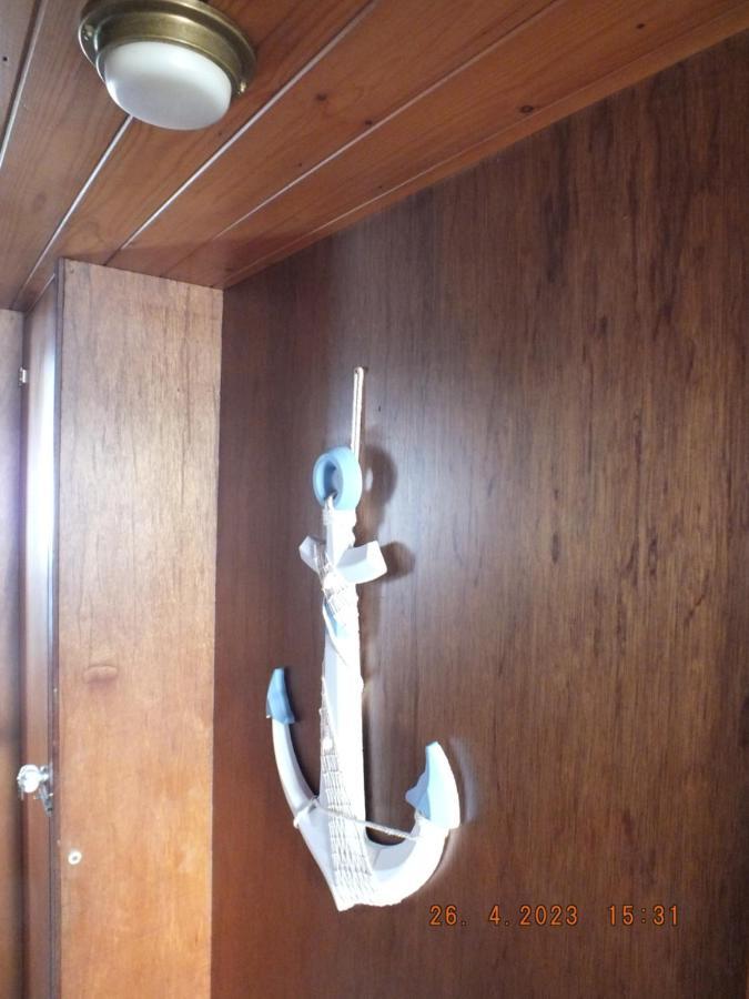 Zouw Hausboat Zakotven -Pouze Ubytovani Roudnice nad Labem Εξωτερικό φωτογραφία
