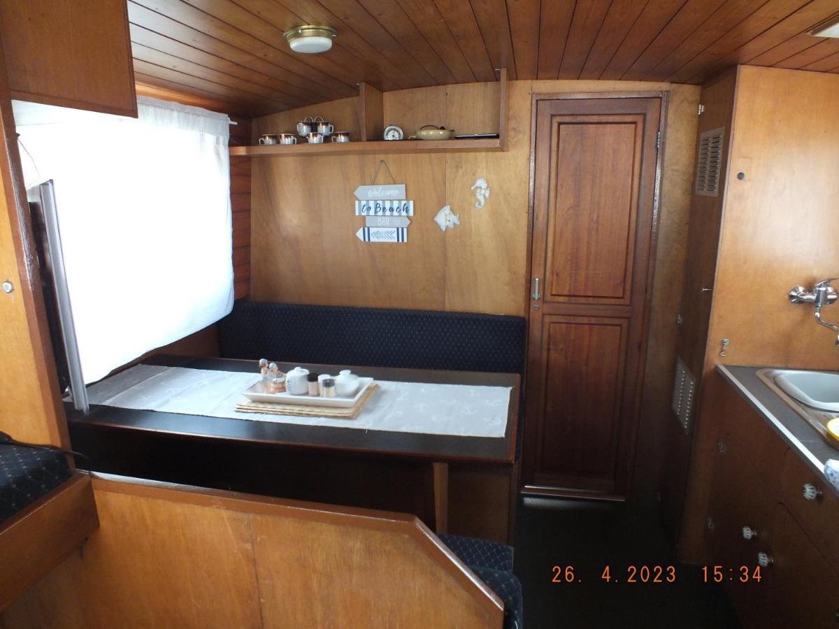 Zouw Hausboat Zakotven -Pouze Ubytovani Roudnice nad Labem Εξωτερικό φωτογραφία