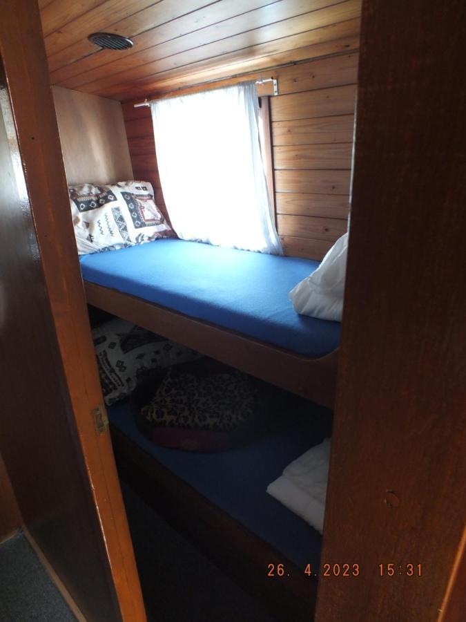 Zouw Hausboat Zakotven -Pouze Ubytovani Roudnice nad Labem Εξωτερικό φωτογραφία